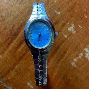 Vintage Watch: Quartz Silver Tone Watch With Pale Blue Face